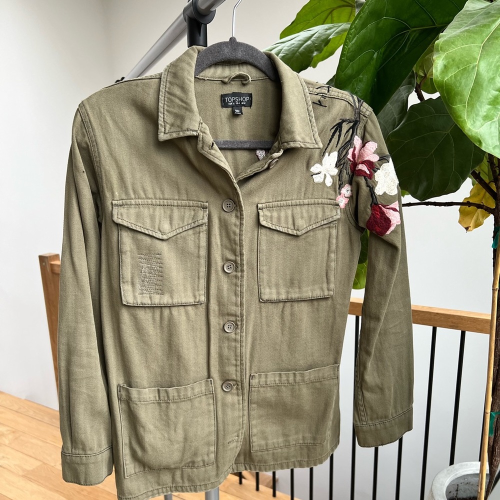 Embroidered green utility Jacket from Topshop - size US 4